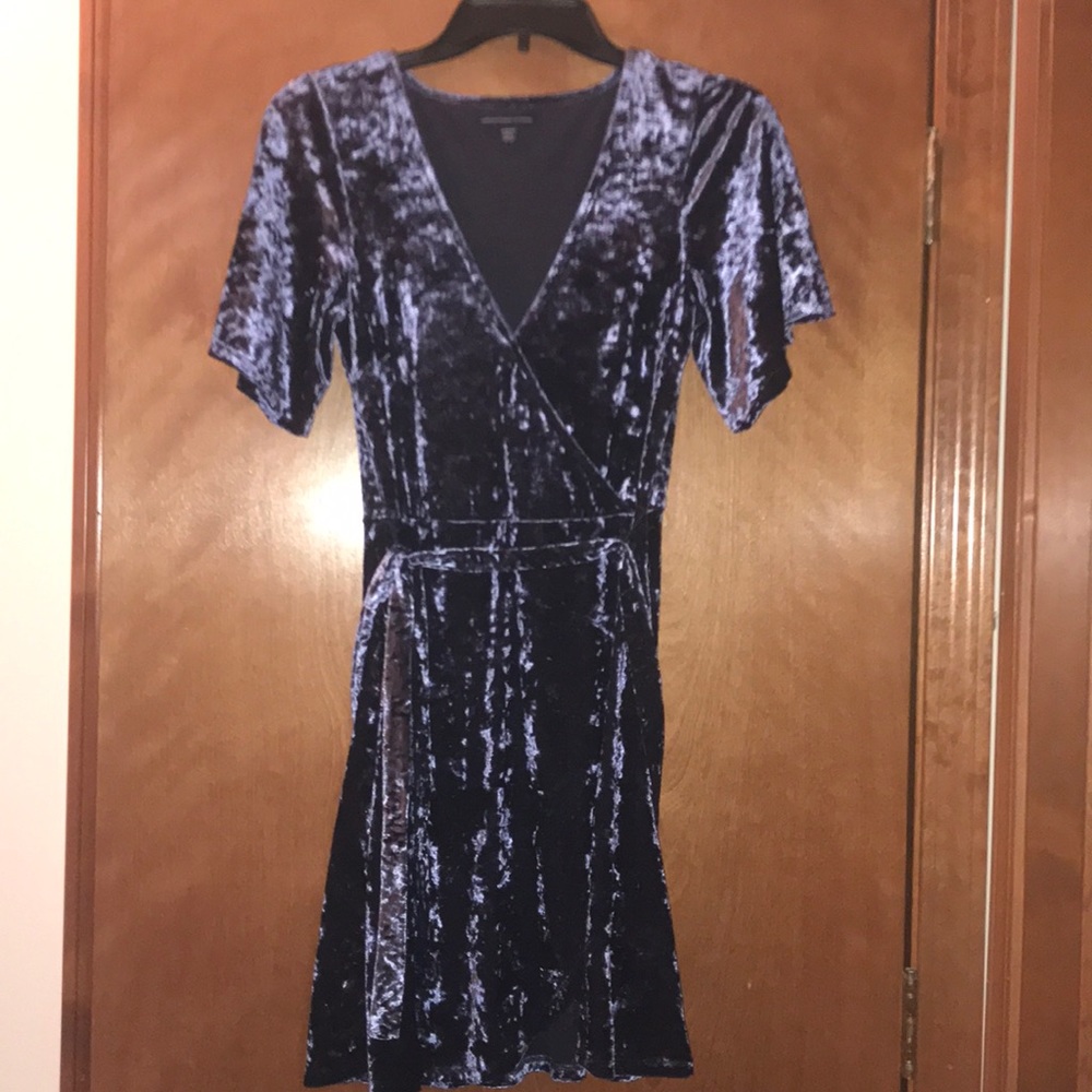 Blue Velvet American Eagle short sleeve dress